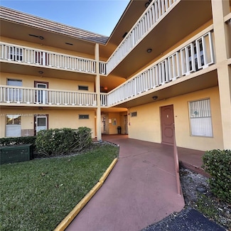 5860 NW 64th Ave Unit 203, Fort Lauderdale, FL 33319