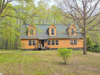 1470 N Al Moses Rd, Lake City, MI 49651