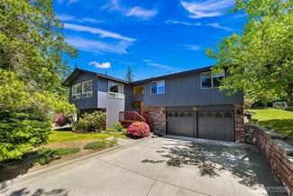 801 38th St, Bellingham, WA 98229