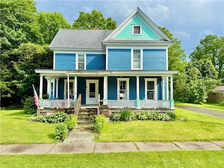 8 Follett St, Otego, NY 13825