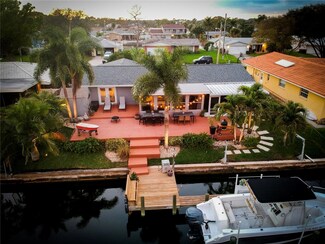 4165 13th Ln NE, Saint Petersburg, FL 33703