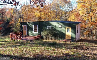 232 Forgotten Ln, Clear Brook, VA 22624