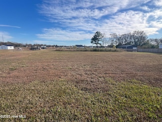 302 Francktown, Richlands, NC 28574