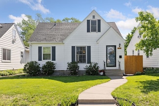 3812 Quail Ave N, Robbinsdale, MN 55422