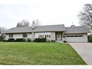 4411 4411 W 25th St, St. Louis Park, MN 55416
