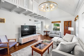 912 Carolyn Ave, Nashville, TN 37216