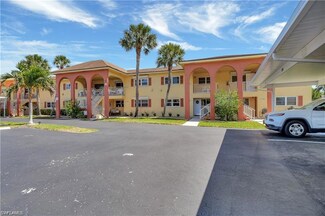 360 Charlemagne Blvd Unit 105, Naples, FL 34112