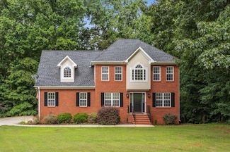 4137 Donna Ct, Ellenwood, GA 30294