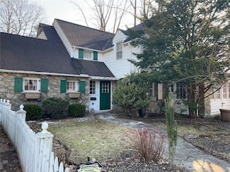 5 Eaton Ave, Norwich, NY 13815