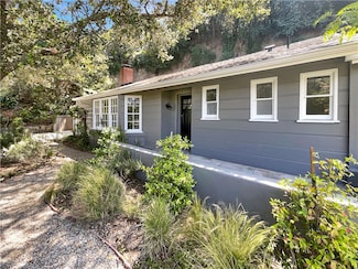 2252 Verde Oak Dr, Los Angeles, CA 90068