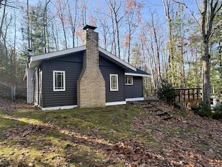 21930 Murphy Ln, Hillman, MI 49746