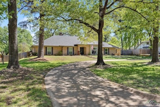 9074 Elm Tree Cir, Tyler, TX 75703