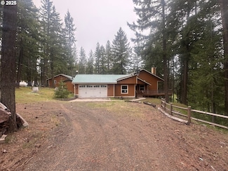 725 Cedar Valley Rd, Goldendale, WA 98620