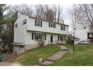 99 Glann Rd, Apalachin, NY 13732