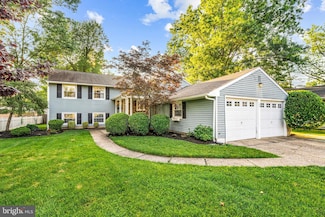 122 Randle Dr, Cherry Hill, NJ 08034