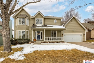 16116 Davenport St, Omaha, NE 68118