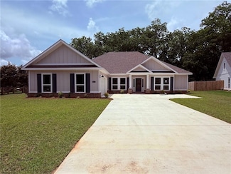5916 Orchard Ln, Grand Bay, AL 36541