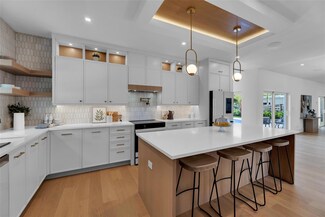 303 SW 14th Place, Boca Raton, FL 33432
