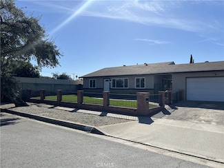 871 Cardinal Ln, Redlands, CA 92374