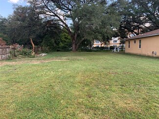 3813 Valley Tree Dr, Tampa, FL 33610