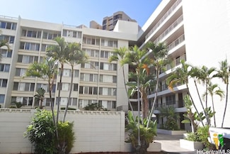 5122 Likini St Unit 502, Honolulu, HI 96818