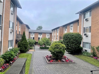 150 Glenwood Ave Unit H3, Yonkers, NY 10703