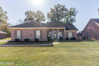 306 Kirkwood Dr, Clinton, MS 39056