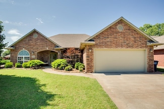 4701 Oakcrest Ave, Enid, OK 73703