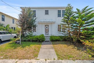 722 Davis St, Daytona Beach, FL 32118
