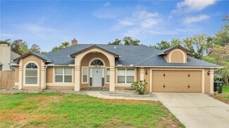 1136 Climbing Rose Dr, Orlando, FL 32818
