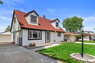 4255 S 91st St, Milwaukee, WI 53228