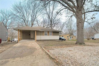 1402 S Spring St, Independence, MO 64055
