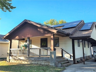 2504 Shelby Ave, Mattoon, IL 61938