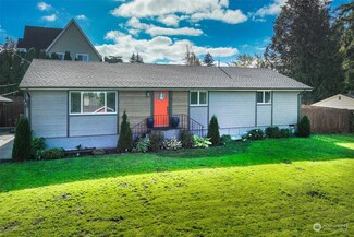 1009 Maine St, Milton, WA 98354