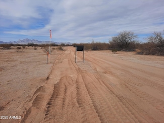 905 523rd Ave Unit 5, Tonopah, AZ 85354