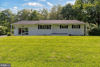 297 Killian Rd, Honey Brook, PA 19344