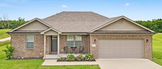 737 Tower Dr, Richmond, KY 40475