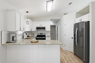 4360 Marilyn Ct, Gulf Breeze, FL 32563