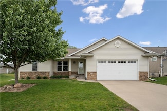 4708 Pueblo St SW, Cedar Rapids, IA 52404