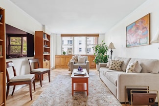 222 E 80th St Unit 6C, New York, NY 10075