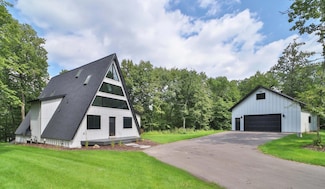 948 Bass Lake Rd, Nisswa, MN 56468