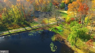 1044 Signal Hill Ln, Berwyn, PA 19312