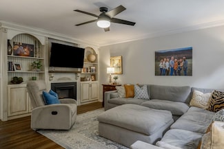 1695 N Summit Dr, Dalton, GA 30721