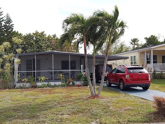 418 Barefoot Blvd, Sebastian, FL 32976
