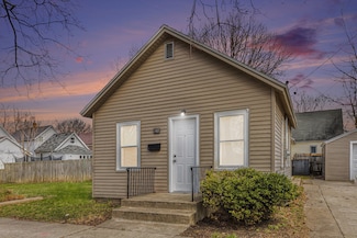 148 Gunnison Ave SW, Grand Rapids, MI 49504