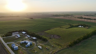 535 2900 Ave, Abilene, KS 67410