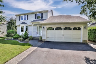 58 Williamsburg Ln, Lancaster, NY 14086