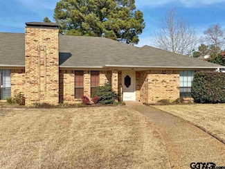 1702 Timber Creek Dr, Tyler, TX 75703