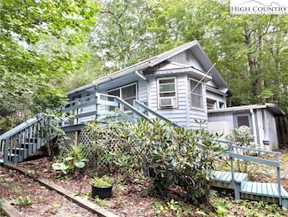 252 Trillium Rd, Newland, NC 28657
