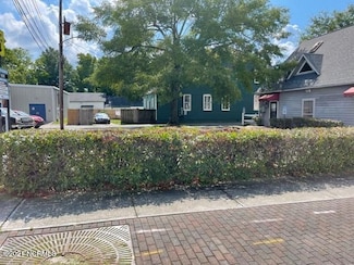 504 N 4th St, Wilmington, NC 28401